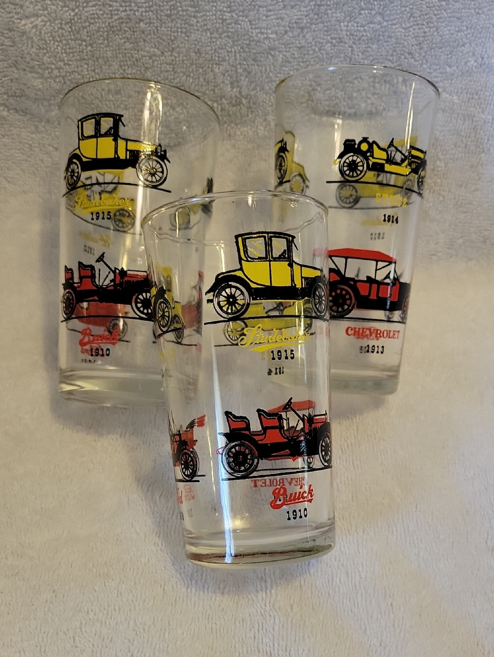 Vintage Car Glasses Set - Red & Yellow Classic Car Design